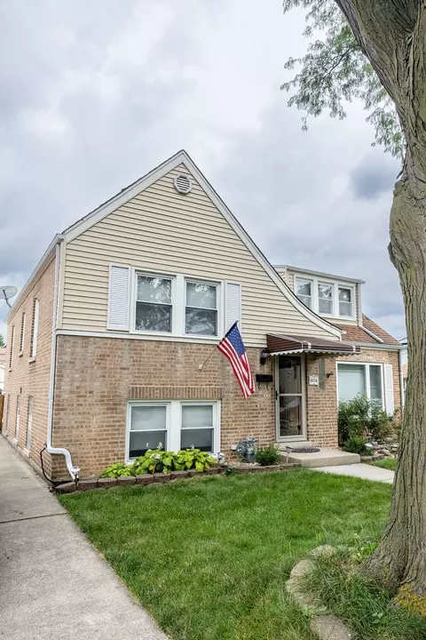 Exterior - 8024 S Christie Ave, Lyons, IL 60534 photo 10 of 11