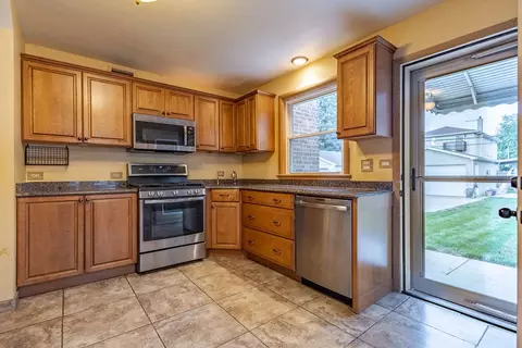 Kitchen - 8024 S Christie Ave, Lyons, IL 60534 photo 1 of 2