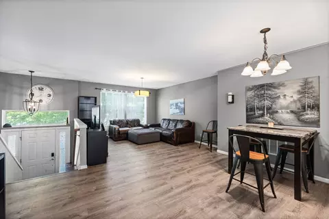 Other - 991 Reserve Dr, Elgin, IL 60124 photo 2 of 8