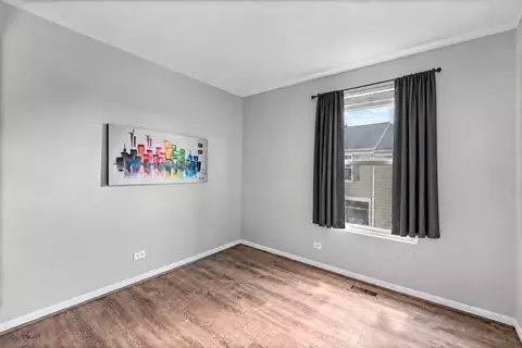 Other - 991 Reserve Dr, Elgin, IL 60124 photo 6 of 8