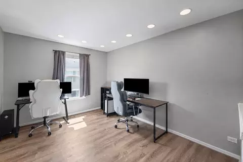Other - 991 Reserve Dr, Elgin, IL 60124 photo 5 of 8