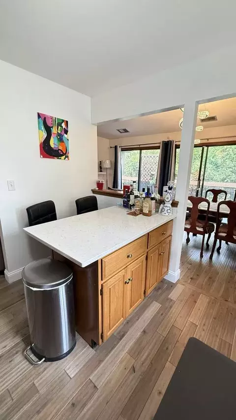 Kitchen - 200 Brookside Ln #D, Willowbrook, IL 60527 photo 2 of 4
