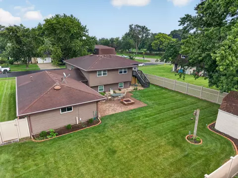 Exterior - 103 Deerpath Dr, Minooka, IL 60447 photo 9 of 12