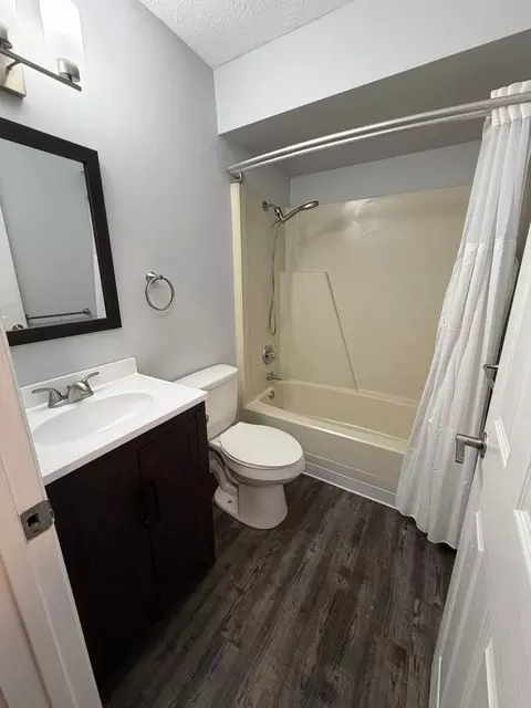 Bath - 104 N Orr Dr #2, Normal, IL 61761 photo 1 of 4