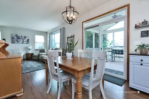 Dining - 1014 Devon Dr, Antioch, IL 60002 photo 3 of 3