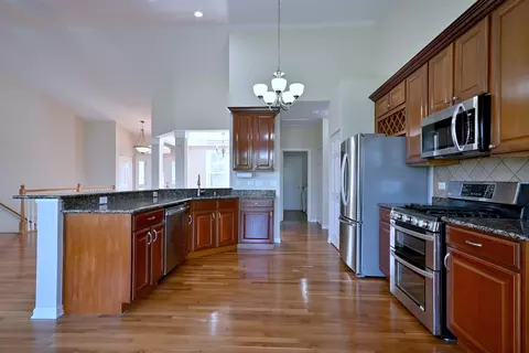 Kitchen - 11819 Wolf Creek Ln, Plainfield, IL 60585 photo 3 of 6
