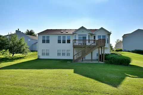 Exterior - 11819 Wolf Creek Ln, Plainfield, IL 60585 photo 3 of 13