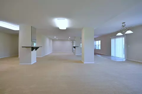 Living - 11819 Wolf Creek Ln, Plainfield, IL 60585 photo 15 of 21