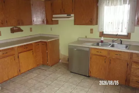 312 E Spruce St, Chatsworth, IL 60921 photo 4