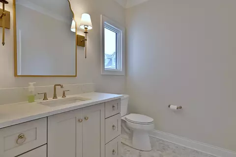 254 E South St, Elmhurst, IL 60126 photo 23