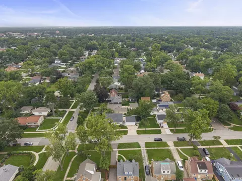 View/Area - 1205 Evergreen St, Wheaton, IL 60187 photo 6 of 8