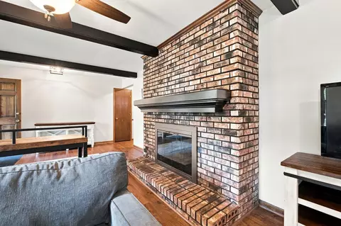 Living - 703 Hill St, Mazon, IL 60444 photo 3 of 4