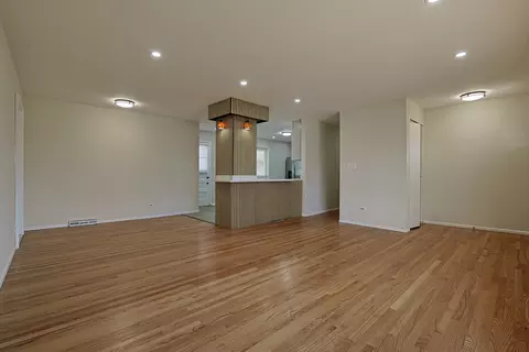 Living - 761 Marshall Dr, Des Plaines, IL 60016 photo 1 of 4