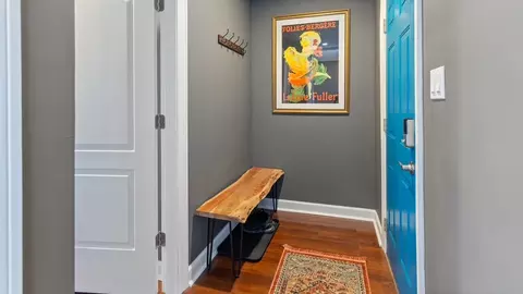 Entry Way - 4323 Mann St, Oak Forest, IL 60452 photo 1 of 1