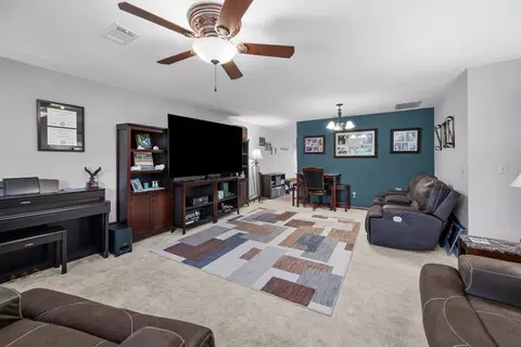 Living - 920 17th St #34, Moline, IL 61265 photo 1 of 2