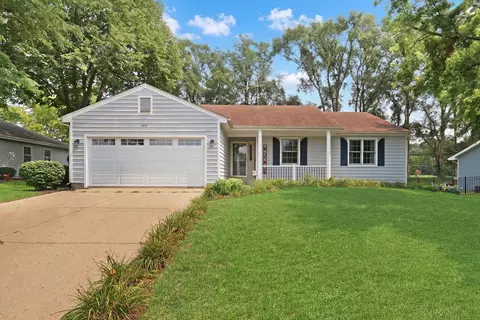Exterior - 1612 N Leonard Ave, Mchenry, IL 60050 photo 2 of 7