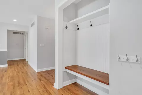 Entry Way - 1612 N Leonard Ave, Mchenry, IL 60050 photo 1 of 1