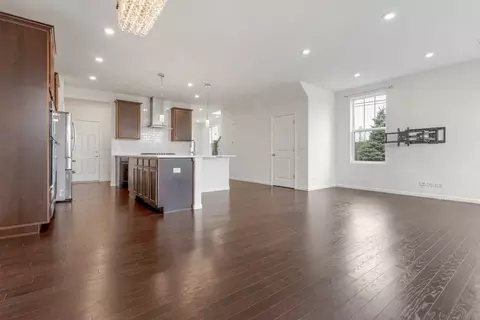 Living - 483 Watercress Dr, Aurora, IL 60504 photo 2 of 4