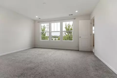 Bedroom - 483 Watercress Dr, Aurora, IL 60504 photo 2 of 4