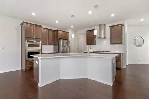 Kitchen - 483 Watercress Dr, Aurora, IL 60504 photo 3 of 5