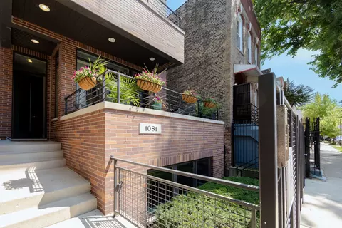 1081 N Marshfield Ave #1, Chicago, IL 60622