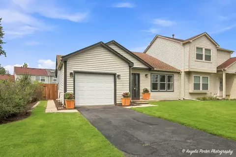 Exterior - 205 Chaparral Cir, Elgin, IL 60120 photo 7 of 7