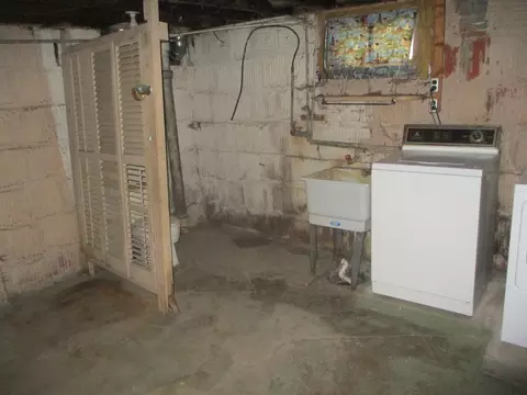 Other - 151 Jones St, Ottawa, IL 61350 photo 2 of 10