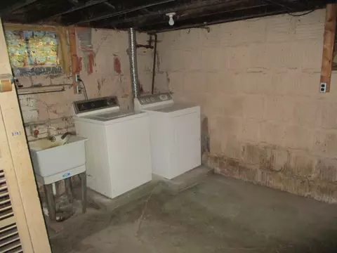 Other - 151 Jones St, Ottawa, IL 61350 photo 3 of 10