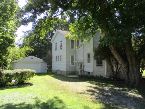 151 Jones St, Ottawa, IL 61350