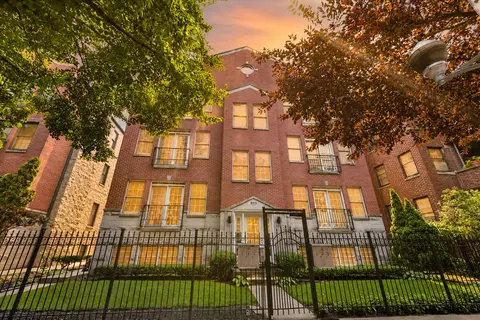 853 W Lakeside Pl #1W, Chicago, IL 60640