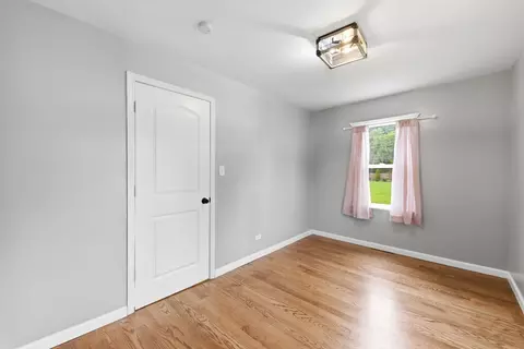 Bedroom - 3632 Blackstone Ave, Markham, IL 60428 photo 1 of 5