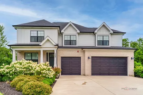 124 Lilly Ct, Indian Creek, IL 60061
