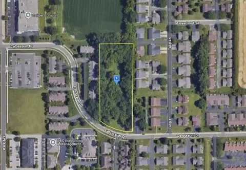 7230 Colosseum Dr, Rockford, IL 61107
