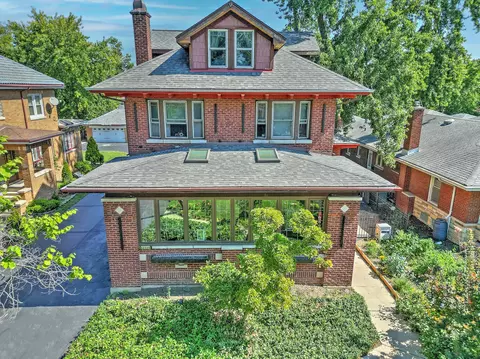 10127 S Hoyne Ave, Chicago, IL 60643
