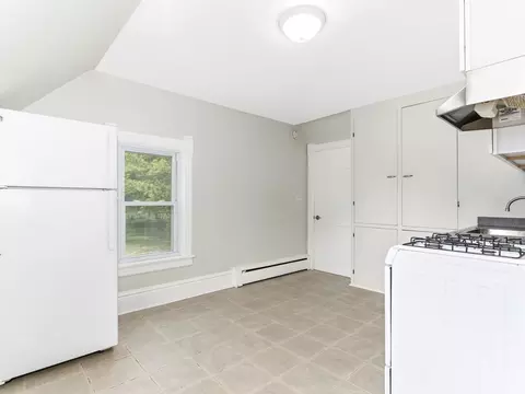Kitchen - 642 E Chicago St, Elgin, IL 60120 photo 5 of 7