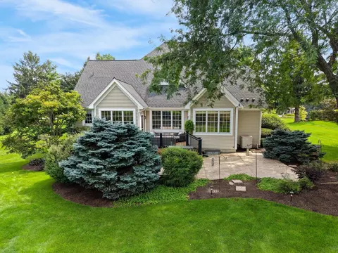 Exterior - 7306 Burning Tree Dr, Mchenry, IL 60050 photo 3 of 9