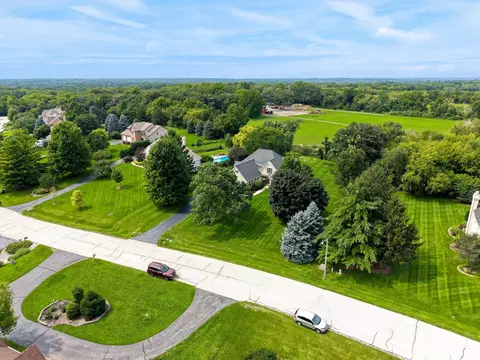 View/Area - 7306 Burning Tree Dr, Mchenry, IL 60050 photo 2 of 2