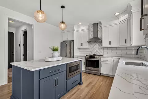 Kitchen - 908 Declaration Dr, Savoy, IL 61874 photo 5 of 6