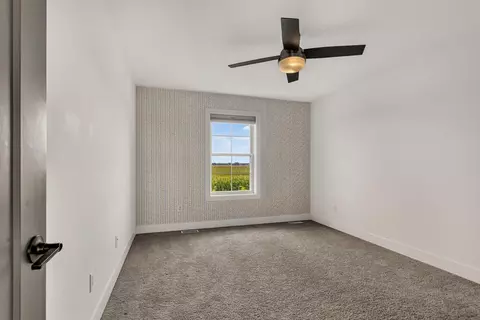 Bedroom - 908 Declaration Dr, Savoy, IL 61874 photo 9 of 12