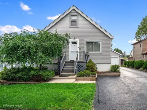 4029 Williams St, Downers Grove, IL 60515