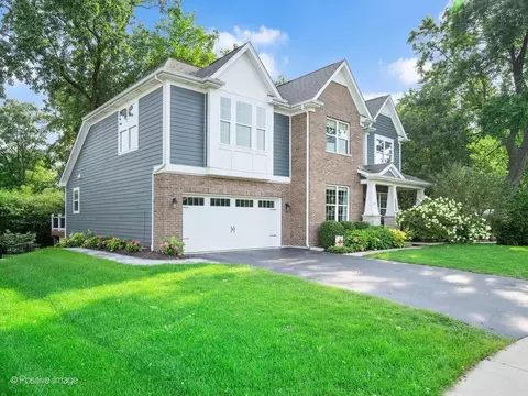 Exterior - 1250 W Thomas Rd, Wheaton, IL 60187 photo 2 of 10