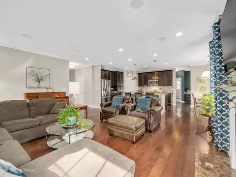 Living - 1250 W Thomas Rd, Wheaton, IL 60187 photo 3 of 5