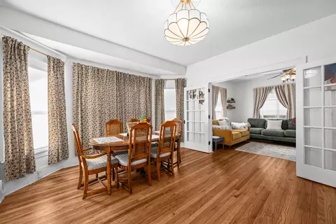 Dining - 1834 16th Ave, Moline, IL 61265 photo 1 of 3
