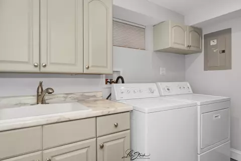 Other - 5441 S Hunt Ave, Summit, IL 60501 photo 7 of 8