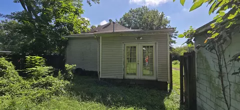 Exterior - 514 N Cherry St, Centralia, IL 62801 photo 2 of 3