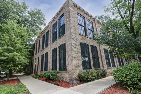 5235 N Ravenswood Ave #15, Chicago, IL 60640