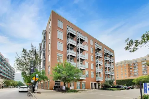 Other - 939 W Madison St #504, Chicago, IL 60607 photo 2 of 7