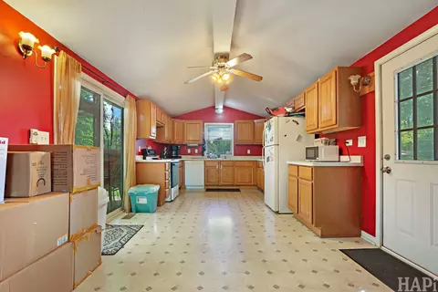 Kitchen - 3706 Garfield Rd, Mchenry, IL 60051 photo 1 of 2