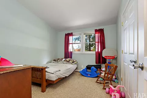 Bedroom - 3706 Garfield Rd, Mchenry, IL 60051 photo 1 of 3