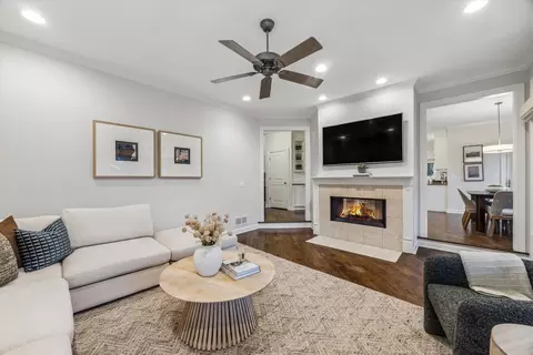 Living - 116 W Jefferson Ave, Wheaton, IL 60187 photo 2 of 2